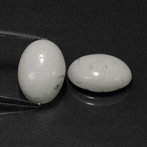 Howlite naturale bianco da  ct, taglio ovale, opaco