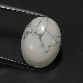 Howlite naturale bianco da 8,24 ct, taglio ovale, opaco