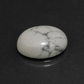 Howlite naturale bianco da 8,24 ct, taglio ovale, opaco