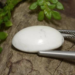 Howlite naturale bianco da 7,51 ct, taglio ovale, opaco