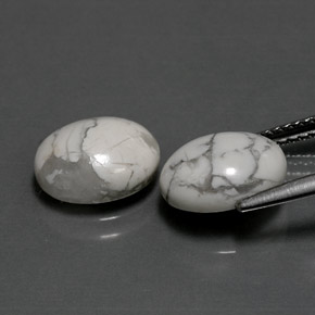Howlite naturale bianco da  ct, taglio ovale, opaco