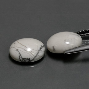 Howlite naturale bianco da  ct, taglio ovale, opaco