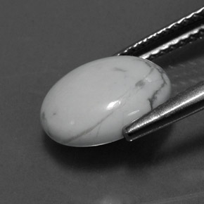 Howlite naturale bianco da 2,55 ct, taglio ovale, opaco