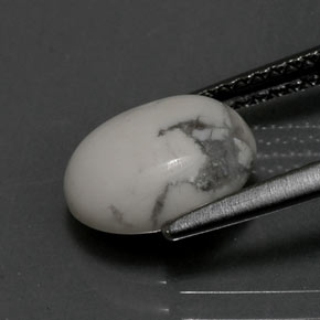 Howlite naturale bianco da 2,30 ct, taglio ovale, opaco