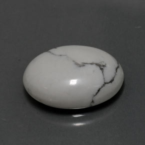Howlite naturale bianco da 7,17 ct, taglio ovale, opaco