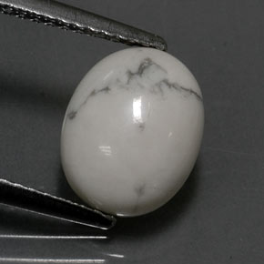 Howlite naturale bianco da 2,52 ct, taglio ovale, opaco