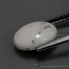 Howlite naturale bianco da 2,52 ct, taglio ovale, opaco