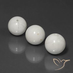 Gemme di Howlite Bianco grigiastro chiaro naturale da 69.64 ct, Sfera, Opaco