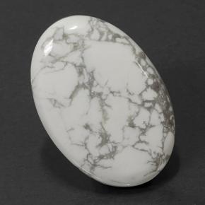 Howlite naturale bianco da 66,12 ct, taglio ovale, opaco