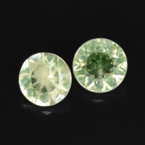 Opale ialite naturale verde da 0,19 ct, taglio rotondo, traslucido