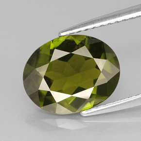 Idocrasio Verde oliva naturale da 3.04 ct, Taglio ovale, VS