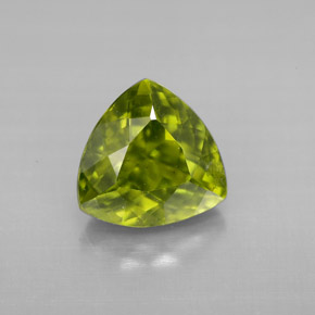 Idocrasio Verde oliva naturale da 3.12 ct, Taglio trillion, SI-I1