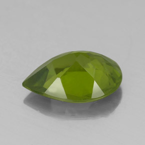 Idocrasio naturale verde da 1,83 ct, taglio a pera, VS-SI