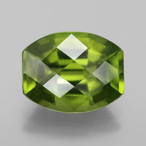 Idocrasio Verde oliva naturale da 3.08 ct, Forma fantasia, VS