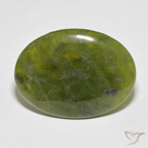 39.43ct Naturale Verde caldo Idocrasio, Ovale, Opaco