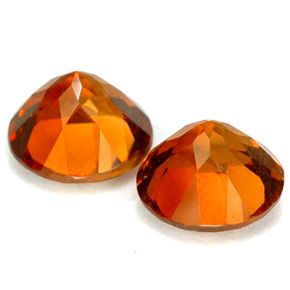 Topazio imperiale naturale arancione da  ct, taglio rotondo, VS