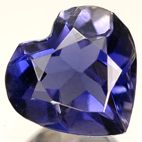Iolite naturale blu da 0,55 ct, a forma di cuore, VS