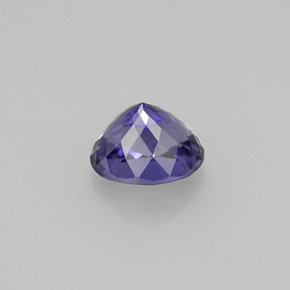 Iolite Viola naturale da 0.80 ct, Taglio ovale, VS