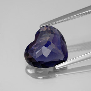 Iolite naturale blu da 2,46 ct, a forma di cuore, VS