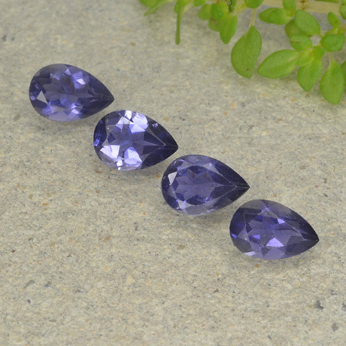 Gemme di Iolite Viola scuro naturale da 1.28 ct, Forma a pera, VS