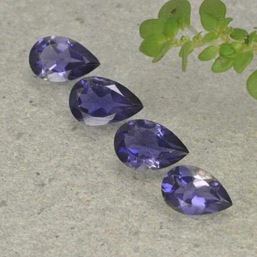 Iolite naturale viola da 1,31 ct, taglio a pera, VS