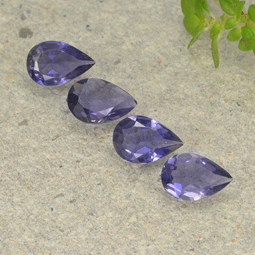 Gemme di Iolite Viola scuro naturale da 1.05 ct, Forma a pera, VS