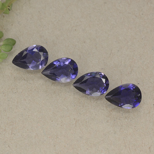 Iolite naturale viola da 1,26 ct, taglio a pera, VS