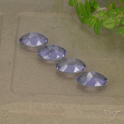 Gemme di Iolite Viola Chiaro Medio naturale da 1.43 ct, Ovale, VS