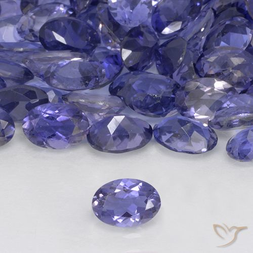 Iolite Blu argenteo naturale da 0.36 ct, Ovale, VS