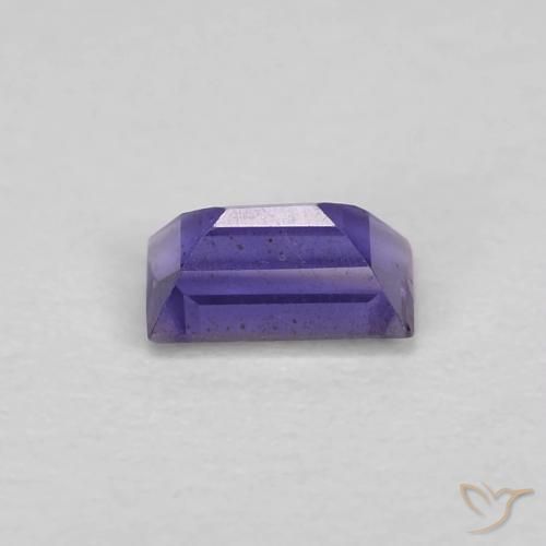 Iolite Viola Intenso naturale da 0.27 ct, Taglio a baguette, VS