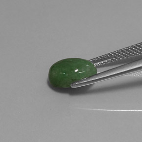 Giadeite naturale verde da 2,90 ct, taglio ovale, traslucido