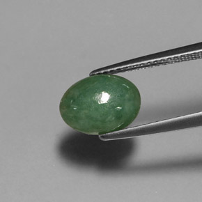 Giadeite naturale verde da 2,60 ct, taglio ovale, traslucido