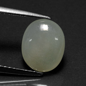 Giadeite naturale verde da 2,41 ct, taglio ovale, traslucido