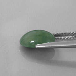 Giadeite Verde naturale da 2.22 ct, Taglio ovale, Traslucido
