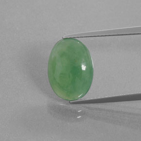Giadeite Verde naturale da 6.33 ct, Taglio ovale, Traslucido