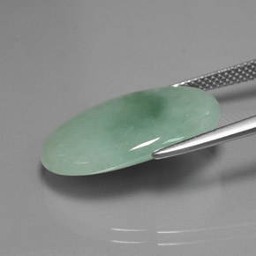 Giadeite Verde naturale da 15.88 ct, Taglio ovale, Traslucido