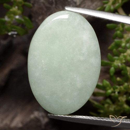 15.94ct Naturale Verde Giallastro chiaro Giadeite, Ovale, Traslucido
