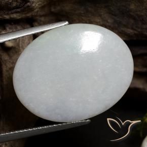 Giadeite Grigio medio naturale da 14.63 ct, Ovale, Traslucido