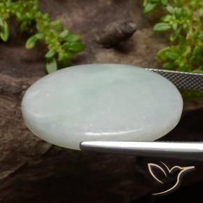 Giadeite Verde grigiastro naturale da 35.48 ct, Ovale, Traslucido