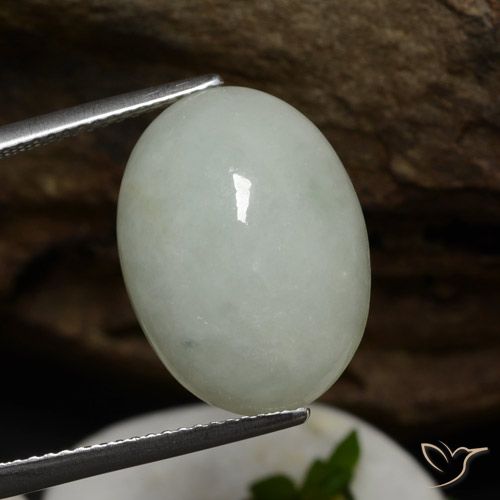 Giadeite Verde medio naturale da 11.67 ct, Ovale, Traslucido