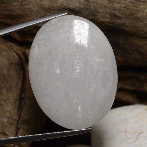 Giadeite naturale bianco da 42,87 ct, taglio ovale, traslucido