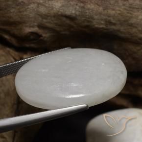 Giadeite naturale bianco da 42,87 ct, taglio ovale, traslucido