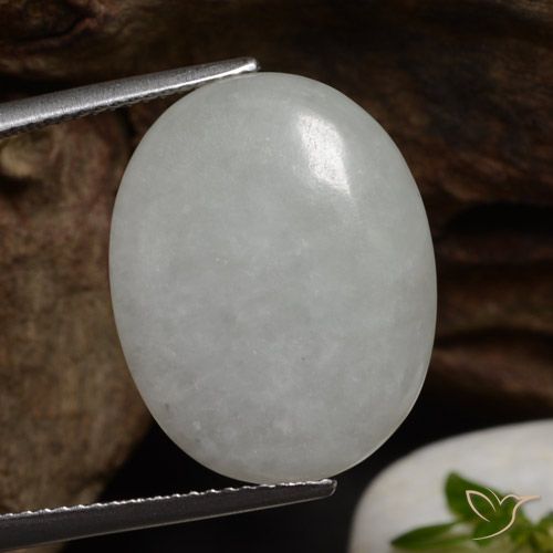 11.79ct Naturale Bianco grigio Giadeite, Ovale, Traslucido