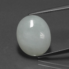 Giadeite naturale verde da 7,49 ct, taglio ovale, opaco