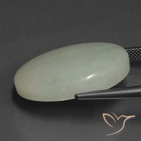 Giadeite Verde medio naturale da 39.75 ct, Ovale, Traslucido