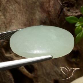 Giadeite Verde oliva naturale da 13.03 ct, Ovale, Traslucido