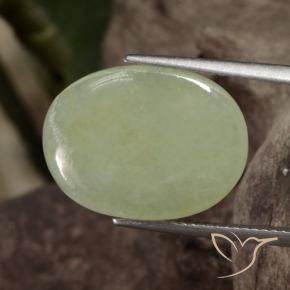 Giadeite Verde medio naturale da 11.65 ct, Ovale, Traslucido