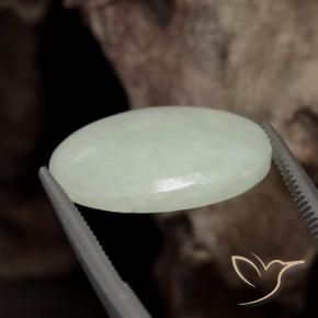 Giadeite Verde grigiastro naturale da 16.46 ct, Ovale, Traslucido