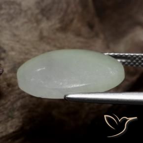 Giadeite Verde grigiastro naturale da 8.80 ct, Ovale, Traslucido