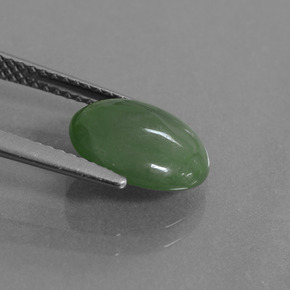 Giadeite naturale verde da 2,77 ct, taglio ovale, traslucido
